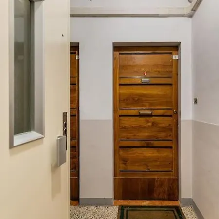 Appartamento Turati 52 Bolonia Exterior foto